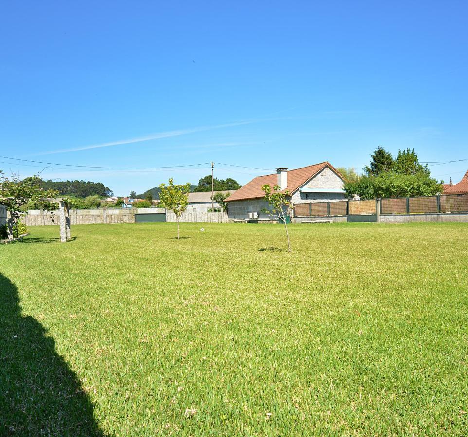 Galihost - Casa Con Precioso Jardin En Vilanova De Arousa Экстерьер фото