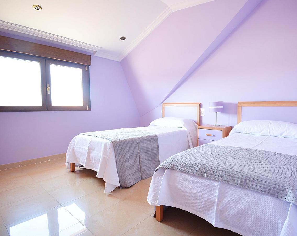 Galihost - Casa Con Precioso Jardin En Vilanova De Arousa Экстерьер фото